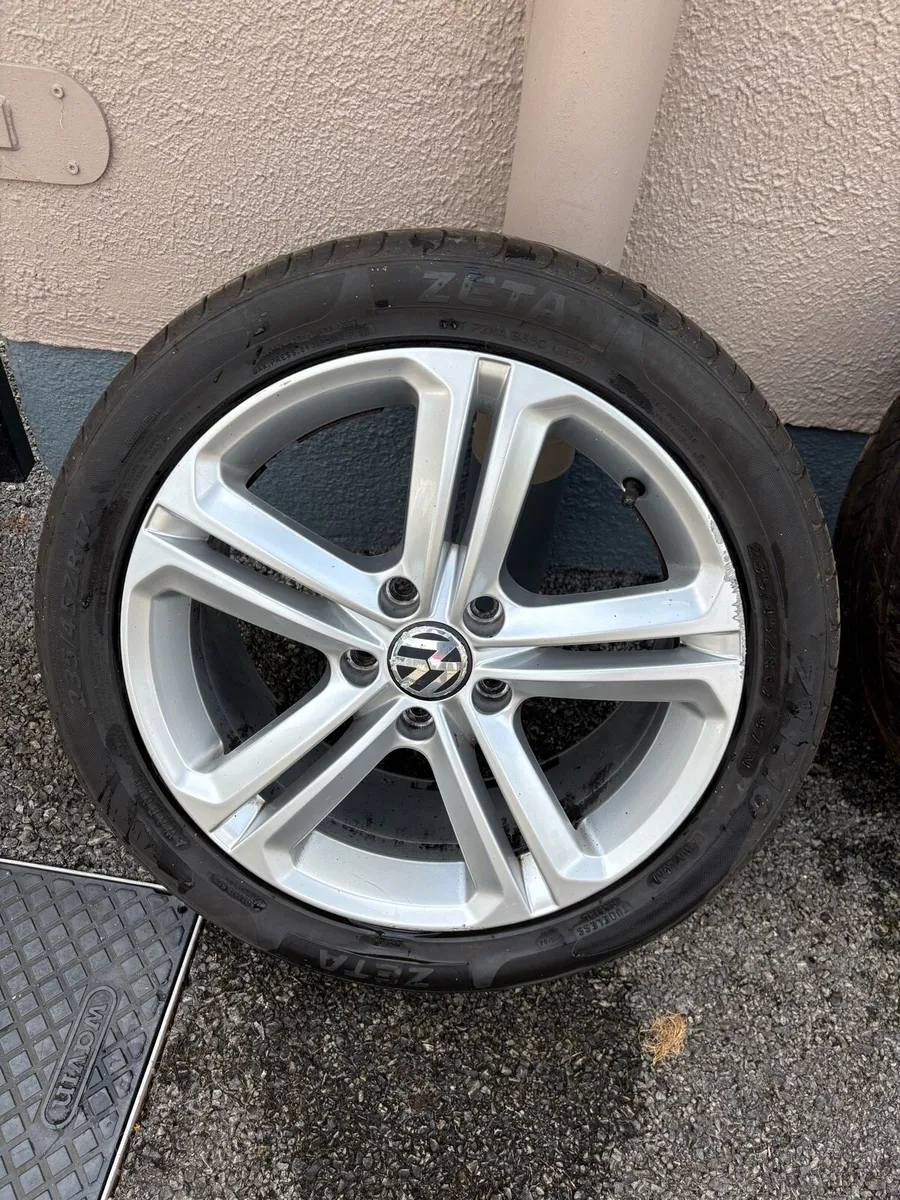 Golf mk6 R-line alloys - Image 2