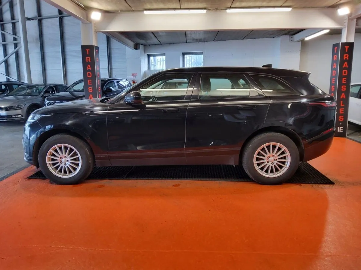 Land Rover Range Rover Velar 2.0d TD4 180 Standard - Image 3