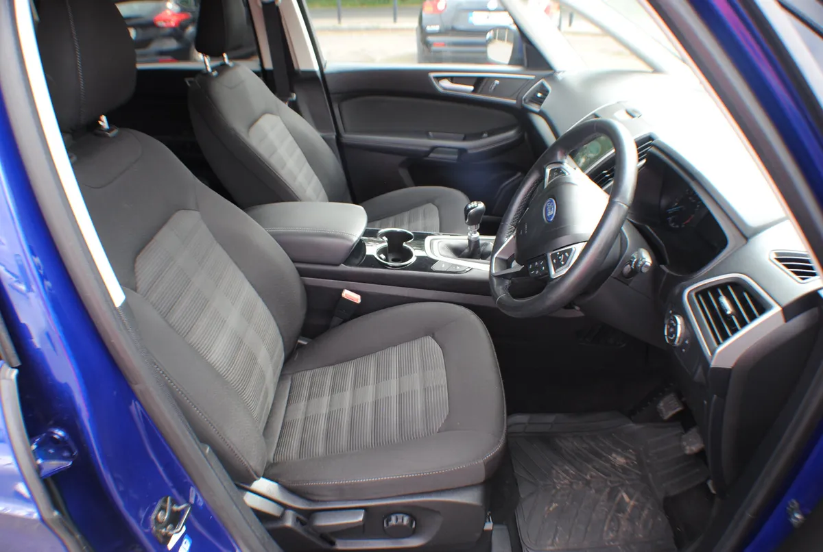 Ford Galaxy 2017 7 SEATER 2.0 TDCI BLUE - Image 4