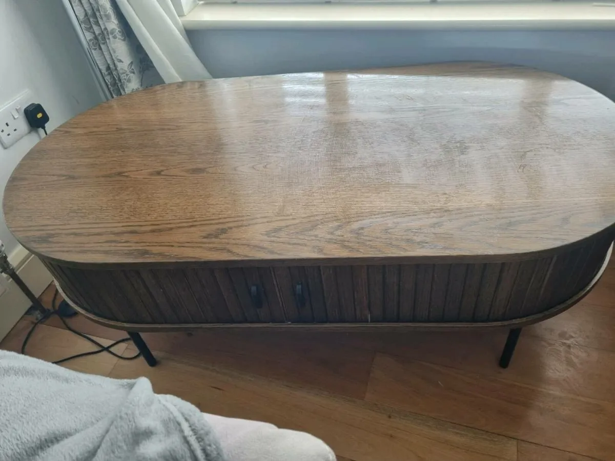 Coffee table - Image 1
