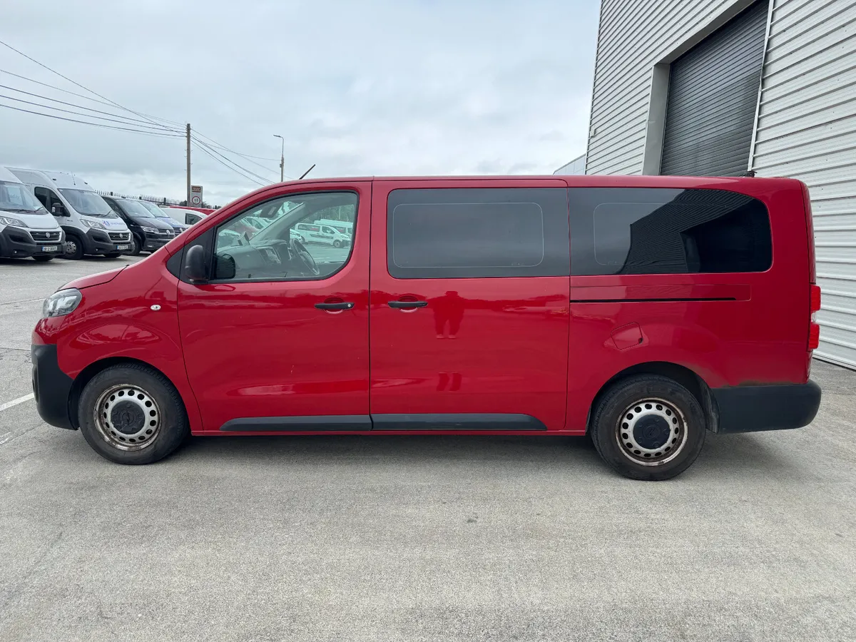 UNRESERVED 2020 OPEL VIVARO 9 SEATER SHUTTLE - Image 2