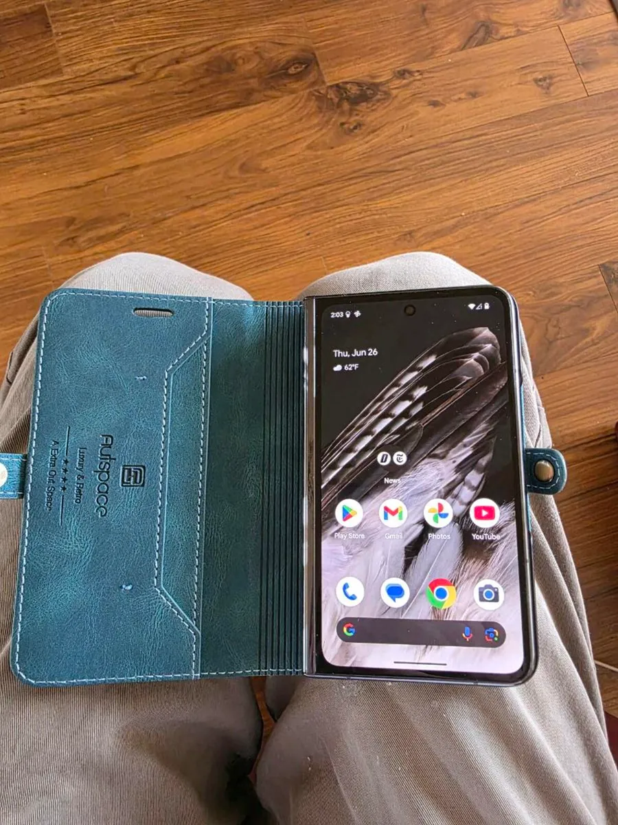Google pixel Fold - Image 2
