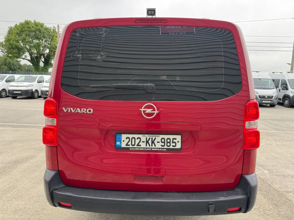 UNRESERVED 2020 OPEL VIVARO 9 SEATER SHUTTLE - Image 4