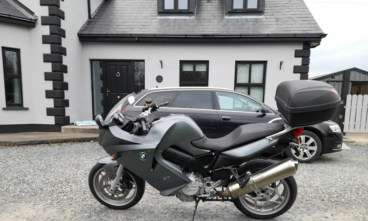 BMW F 800 ST 2008 - Image 2