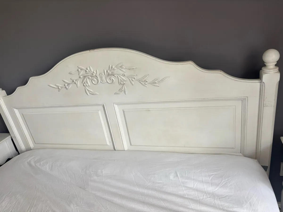 Bedroom set - Image 2