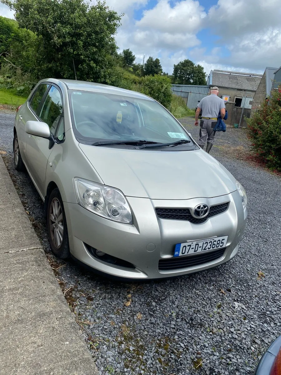 Car - Image 1