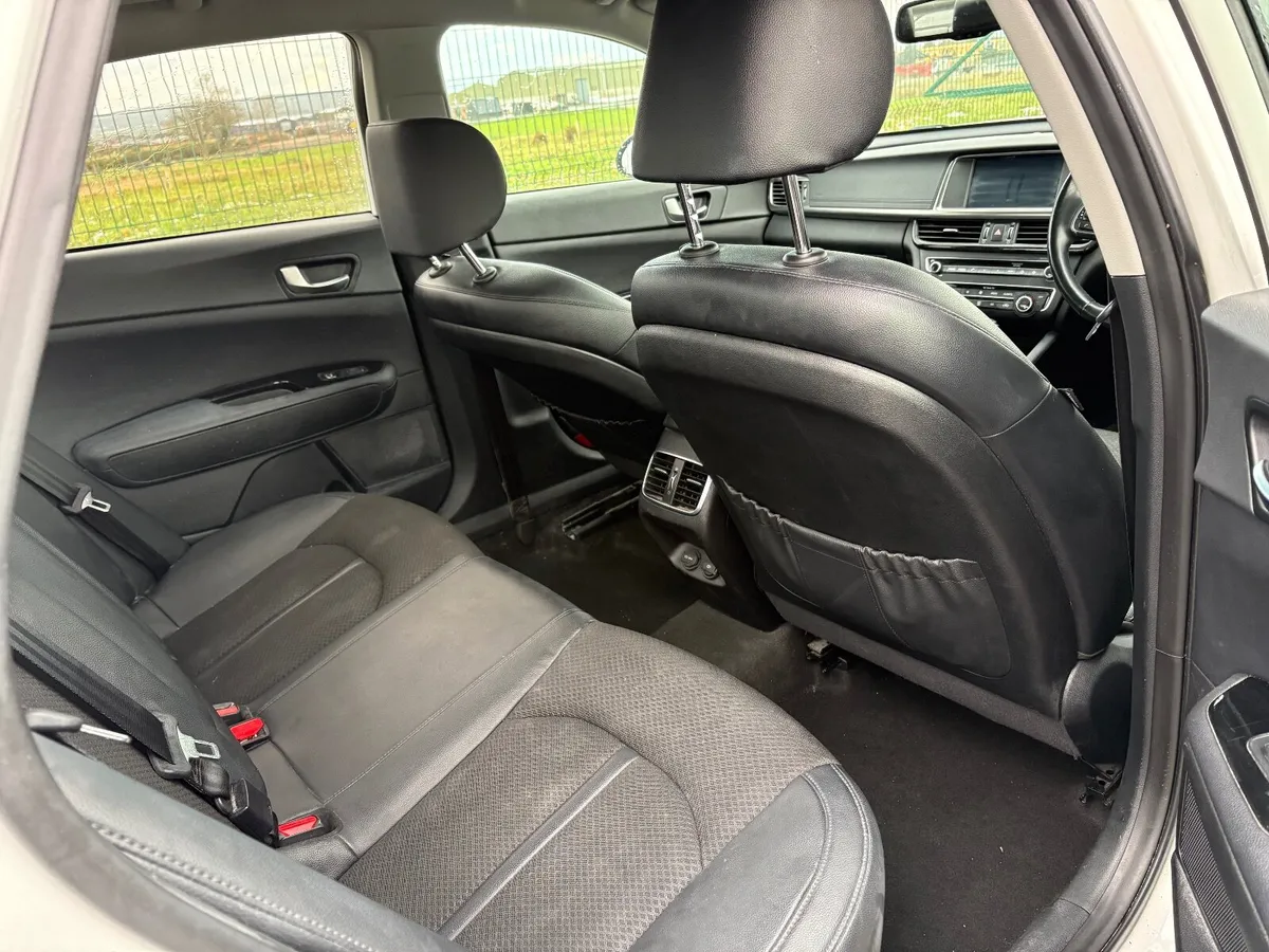 Kia Optima 2016 (AUTO) - Image 4
