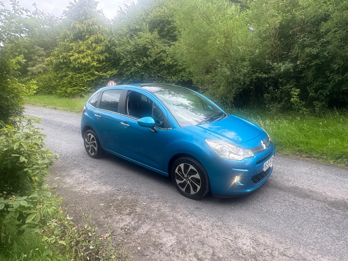 15 Citroen C3 1.2 AUTO .. LOW KMS - Image 1