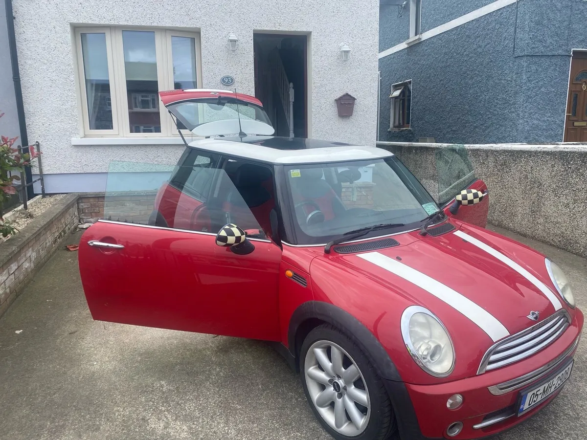 Mini Cooper - Image 1