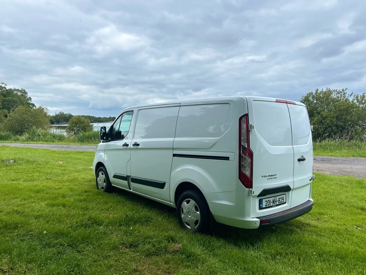 2020 Ford Custom 2.0 diesel - Image 4
