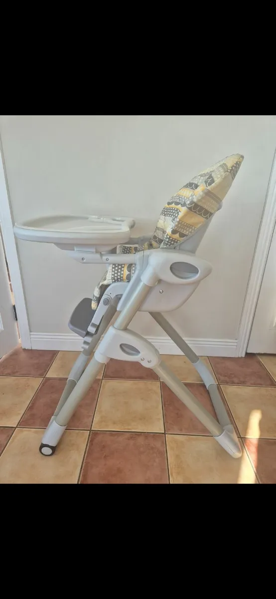 Joie Feeding  High chair - Image 3