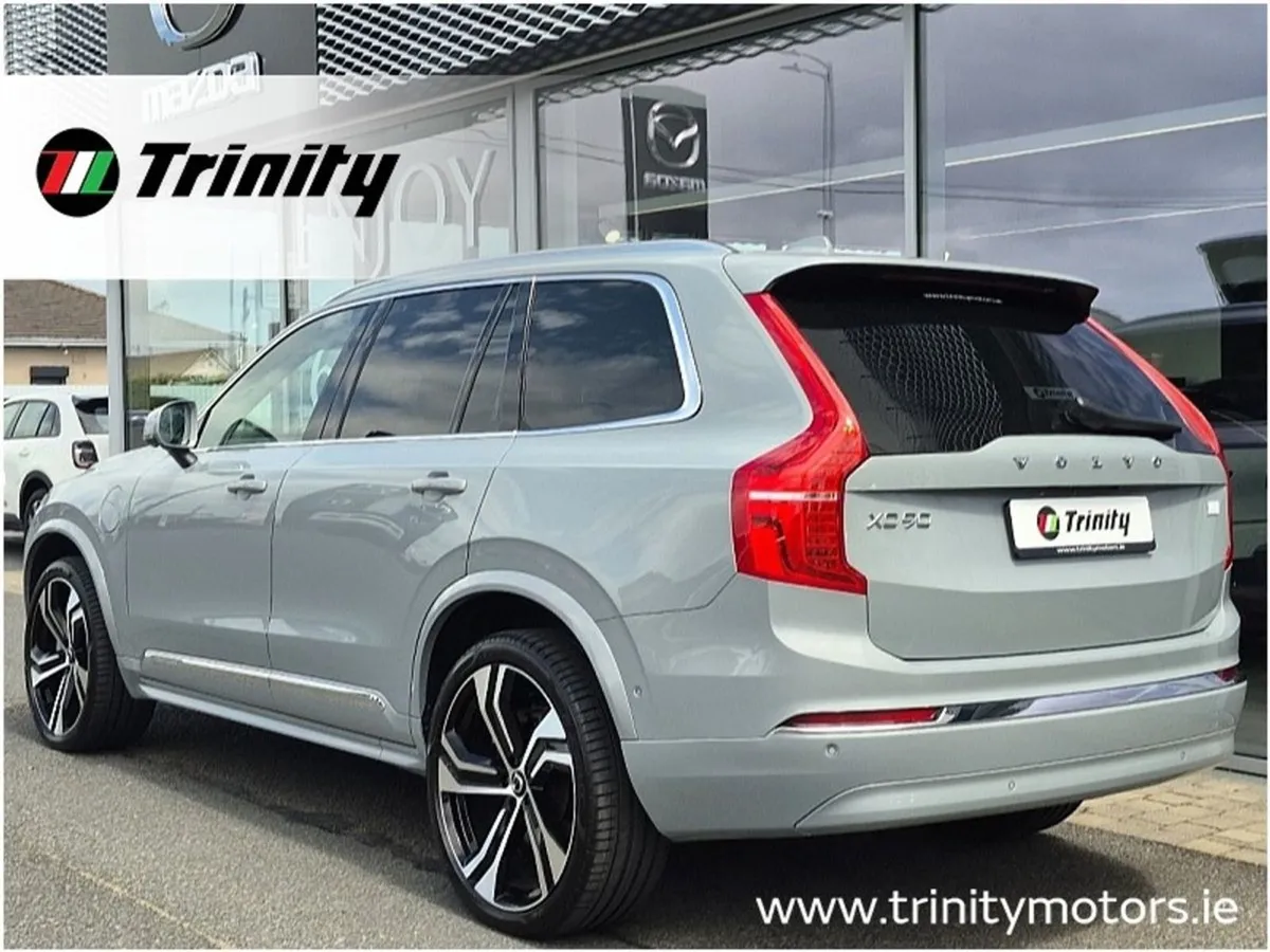 Volvo XC90 Ultimate T8 Recharge Stunning Car Huge - Image 3