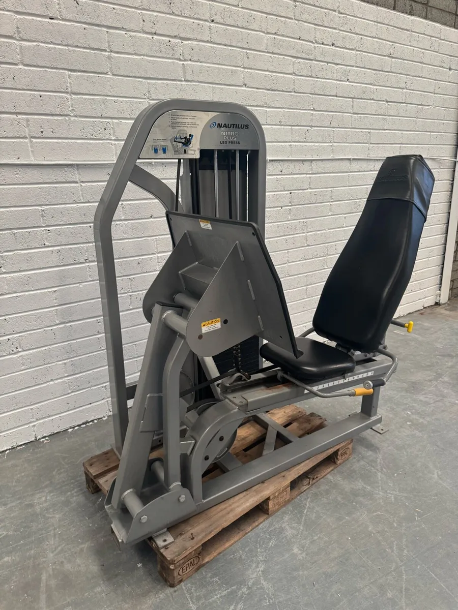 Nautilus Nitro leg press - Image 2