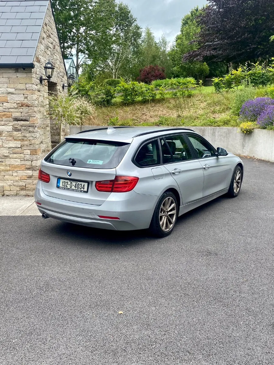 BMW 3-Series 2013 - Image 2
