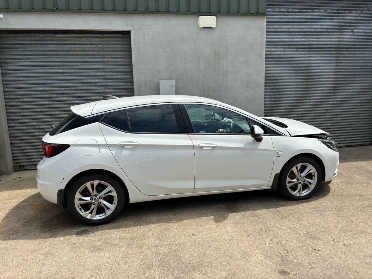 171 OPEL ASTRA SRI - Image 3