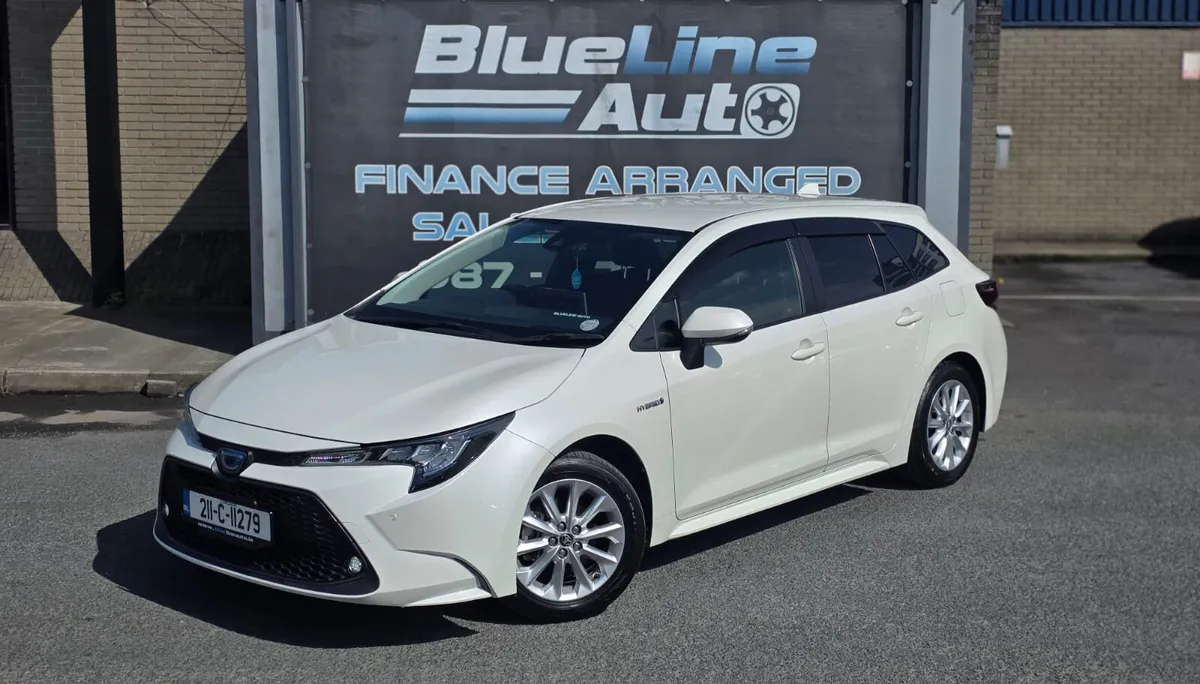 Toyota Corolla Estate Hybrid Automatic 1.8 (211) - Image 1