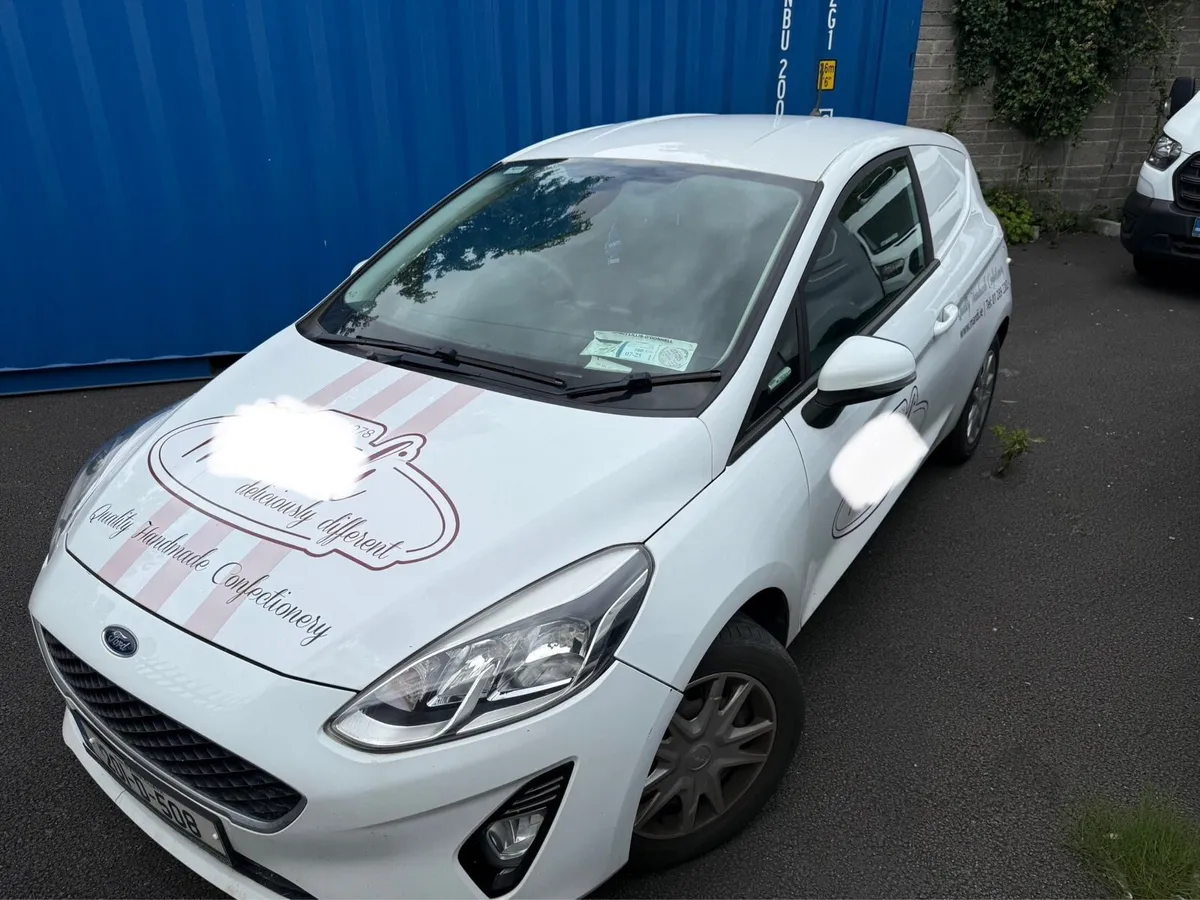 Ford fiesta van - Image 2