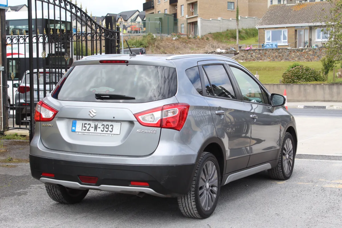 Suzuki SX4 S-Cross 2015 - Image 4