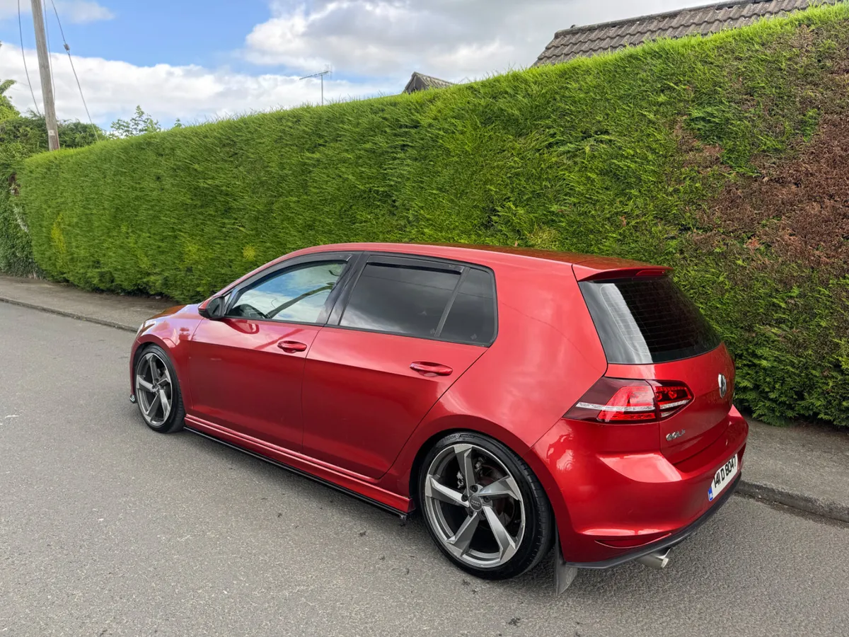 Volkswagen Golf 2014 - Image 2
