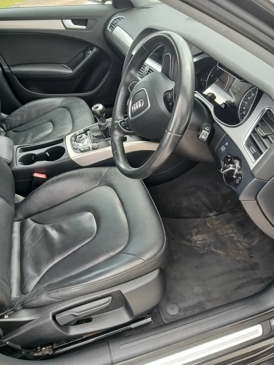 Audi A4 2015 - Image 2