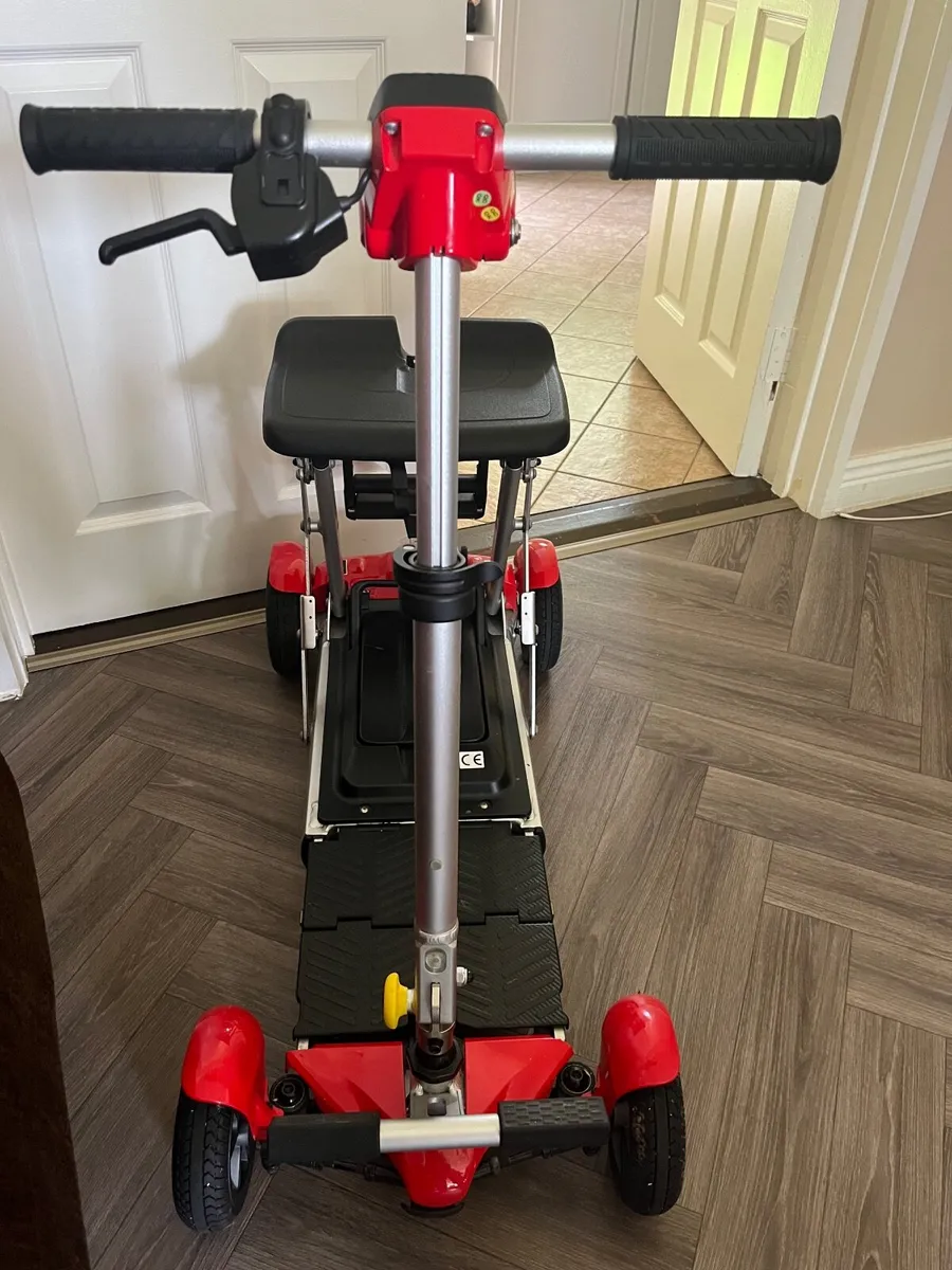 Mobility scooter - Image 1