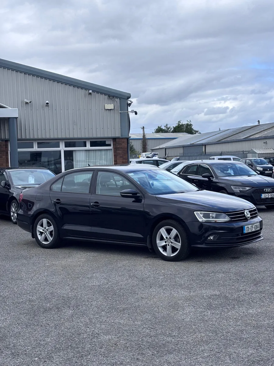 171 Volkswagen Jetta 2.0 TDI - Image 1