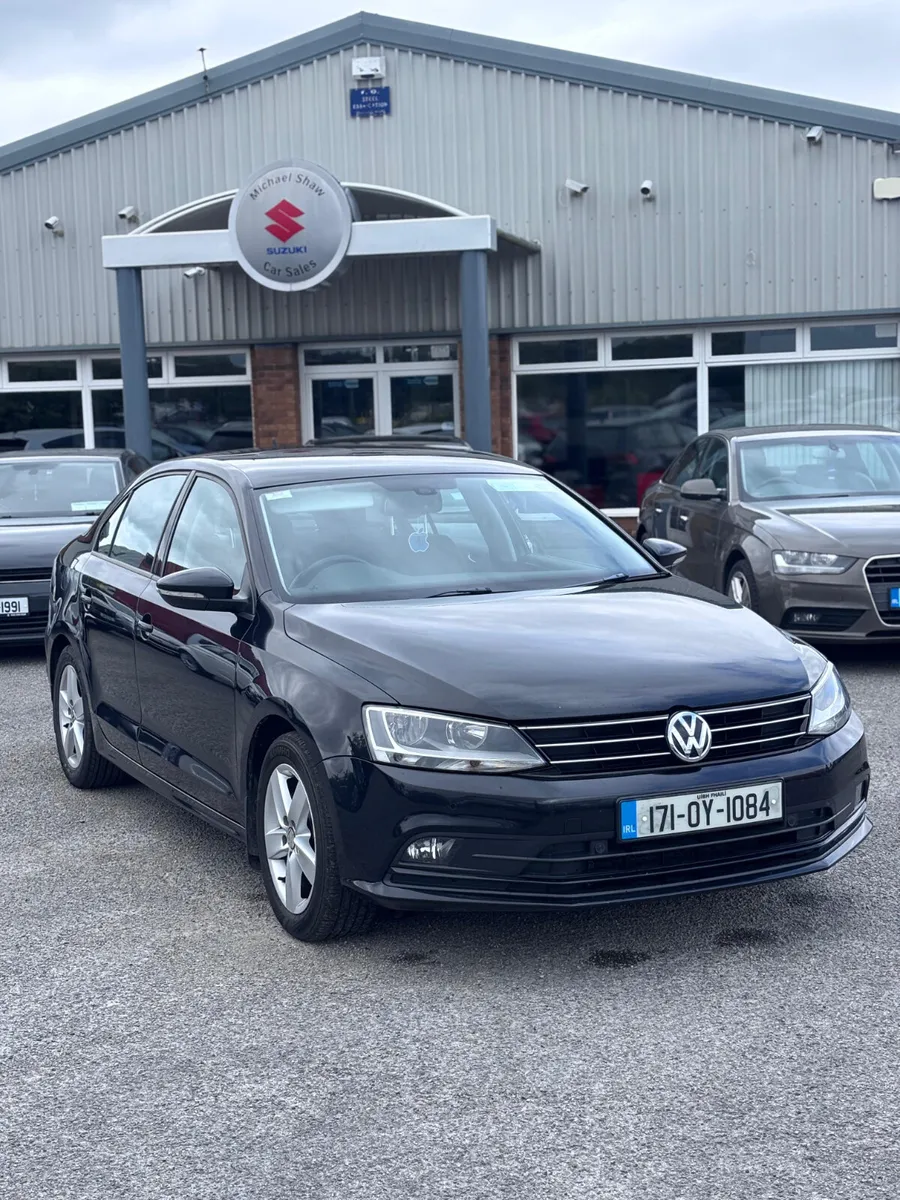171 Volkswagen Jetta 2.0 TDI - Image 4