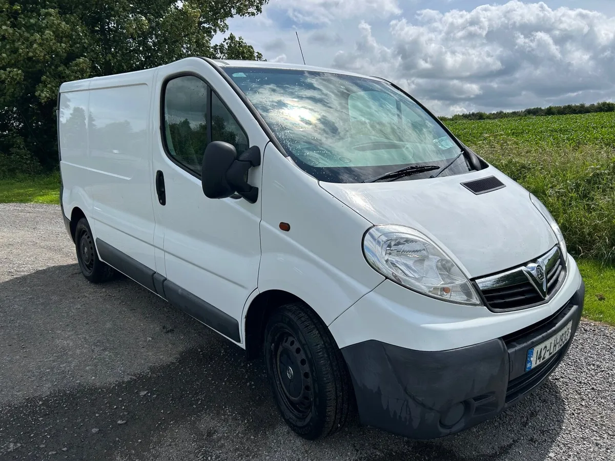2014 Vauxhall vivaro 2 liter doe Feb 2026 - Image 1