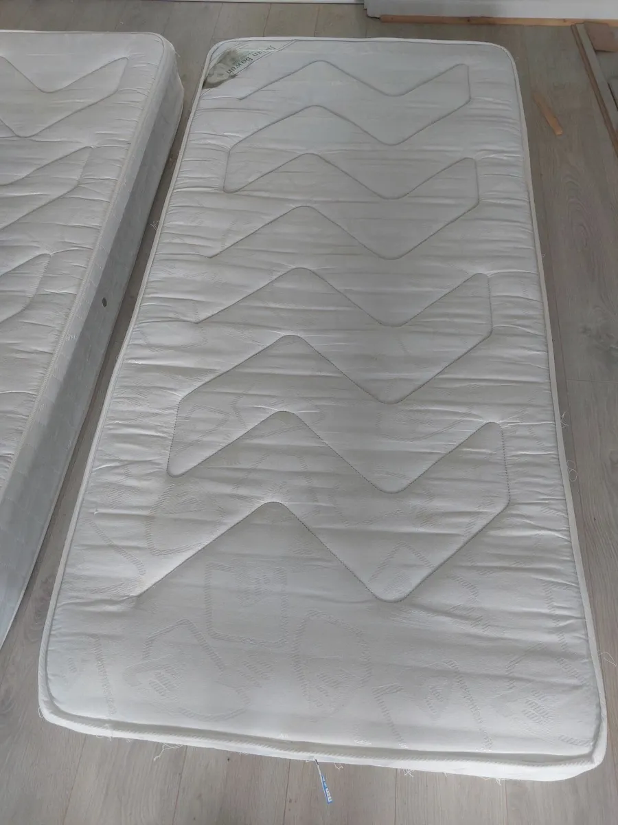 Mattress - Image 2