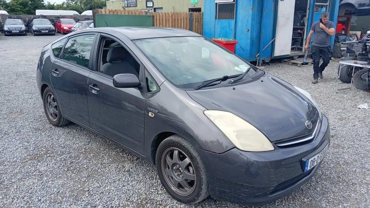 2008 Toyota Prius tax and tested drive home - Image 4