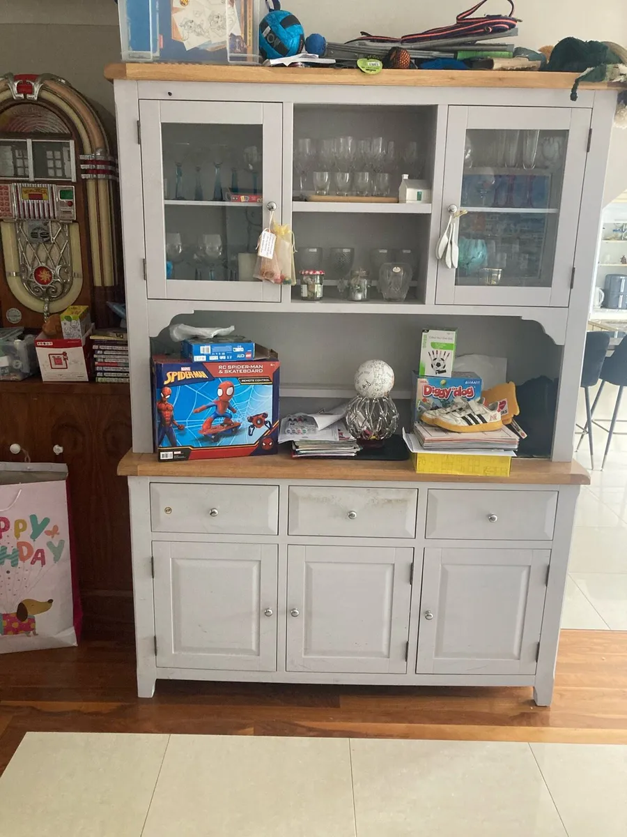 Kitchen cabinet - Image 1