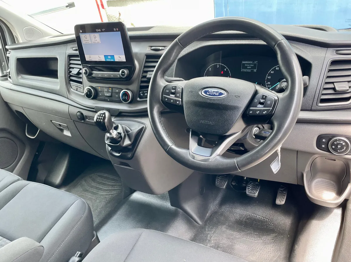 Ford Transit Custom 300L2 Trend 2.0TDCI 130PS,2023 - Image 3
