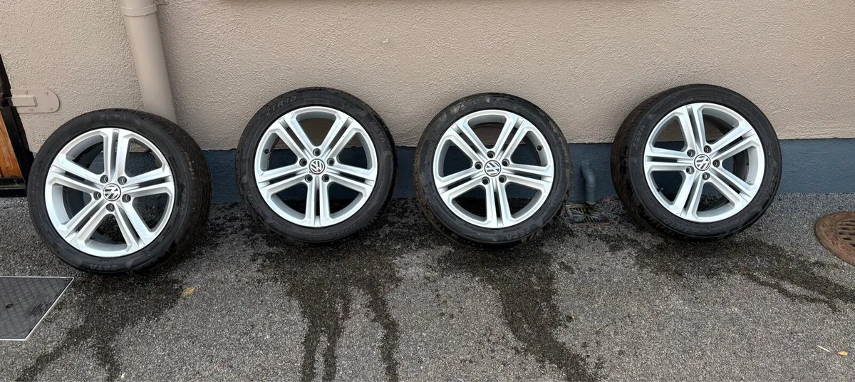 Golf mk6 R-line alloys - Image 1