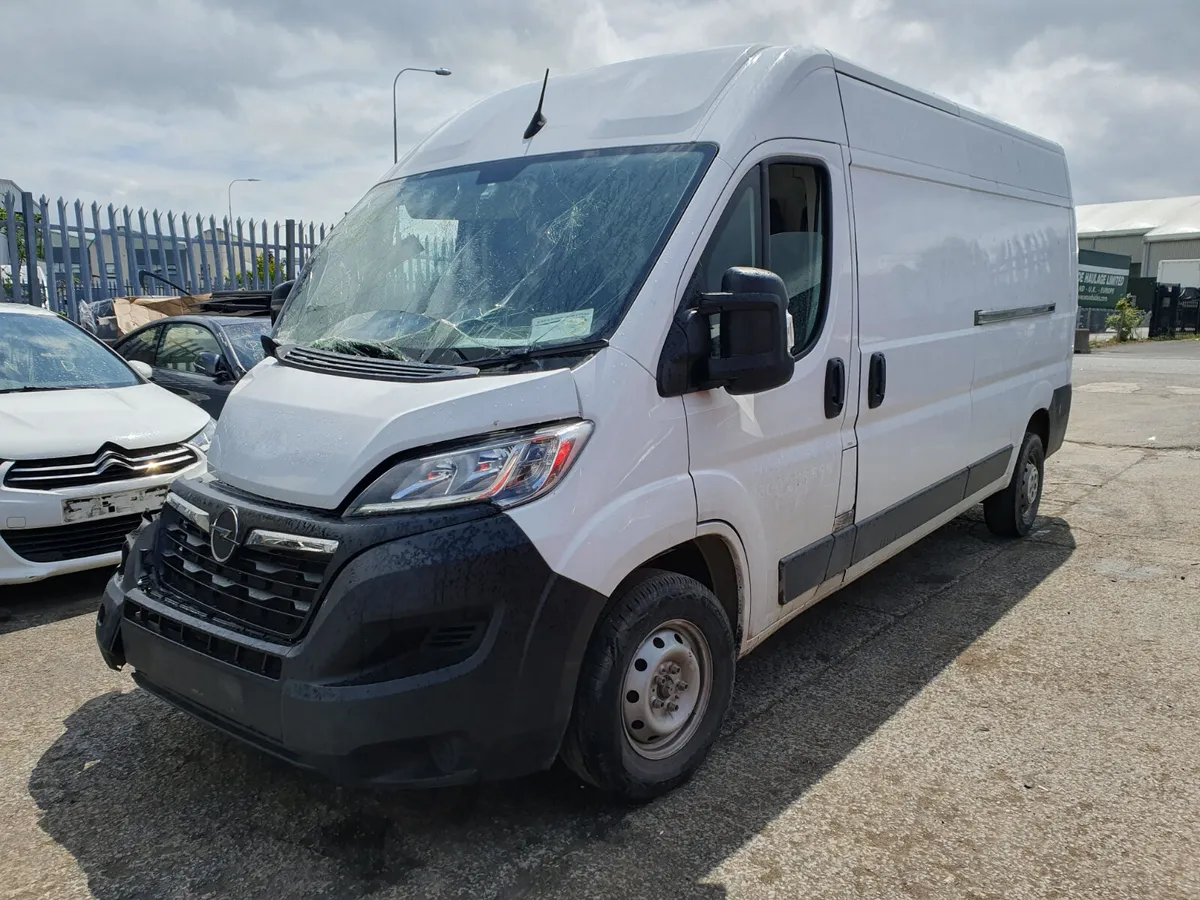 23 OPEL MOVANO  2.2 D FOR BREAKING - Image 1