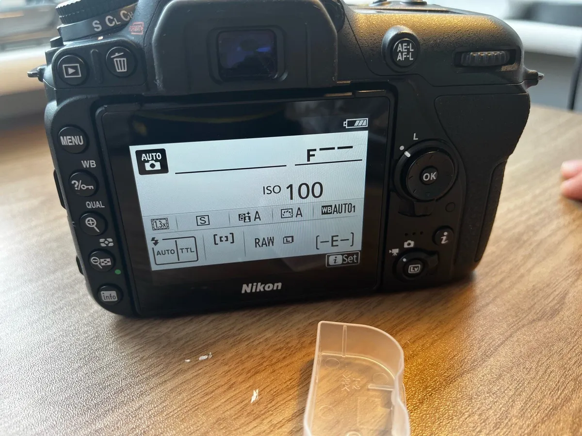 Nikon D7500 DSLR + 55-200mm VR Lens, 11k SC - Image 4