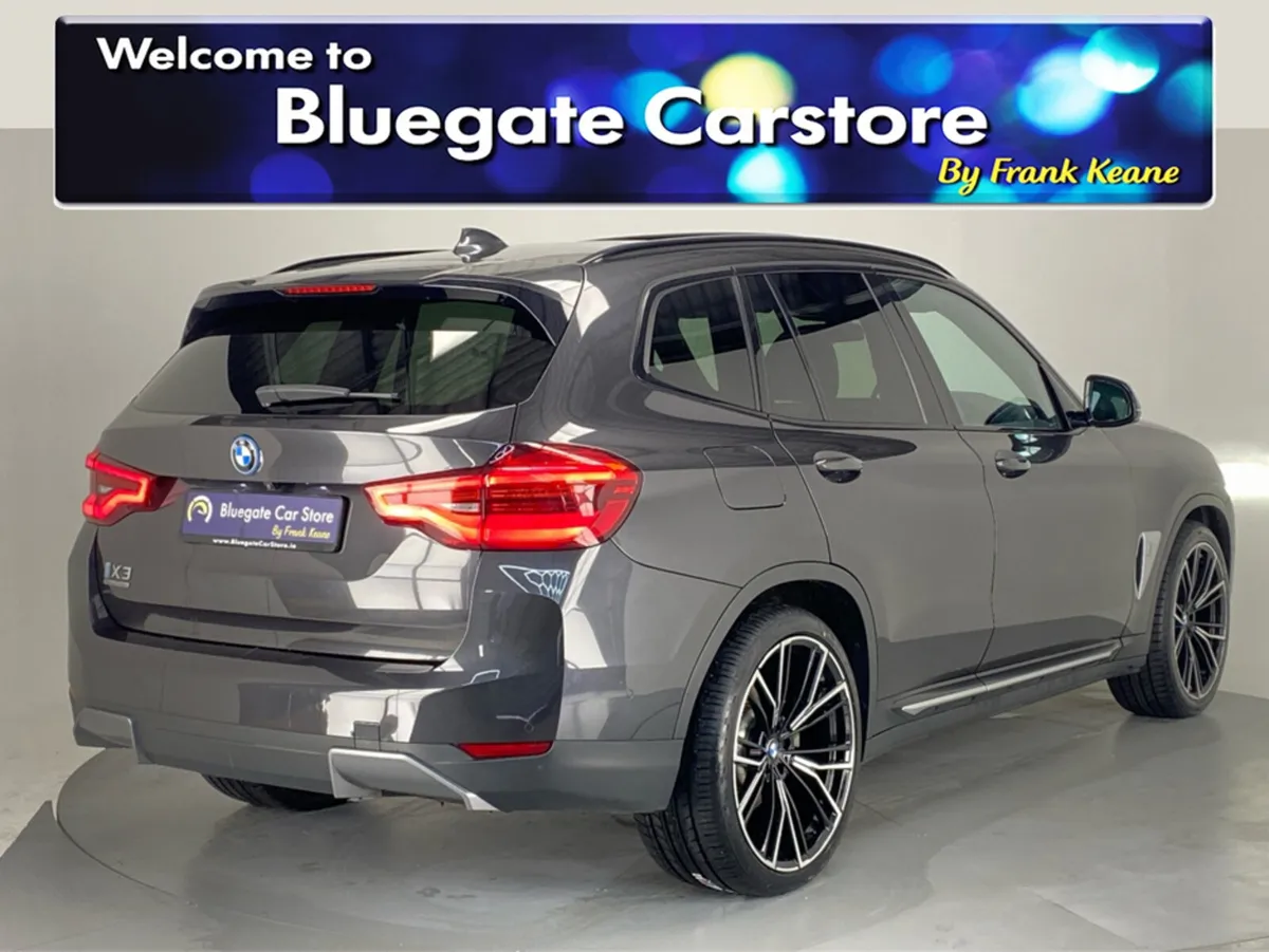 BMW iX3 PREMIER EDITION**NEW 21" ALLOYS**PANORAMIC - Image 4