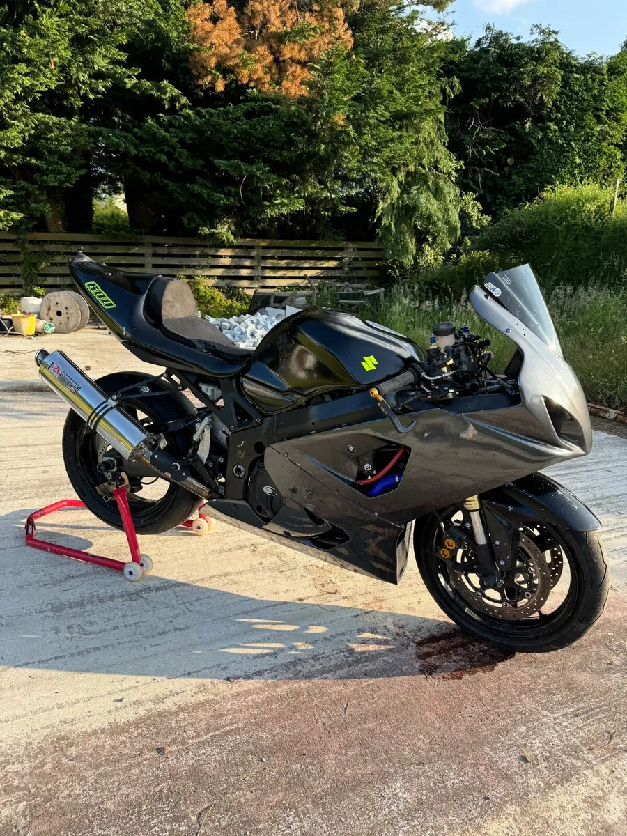 Suzuki GSXR 600 k5 track - Image 3