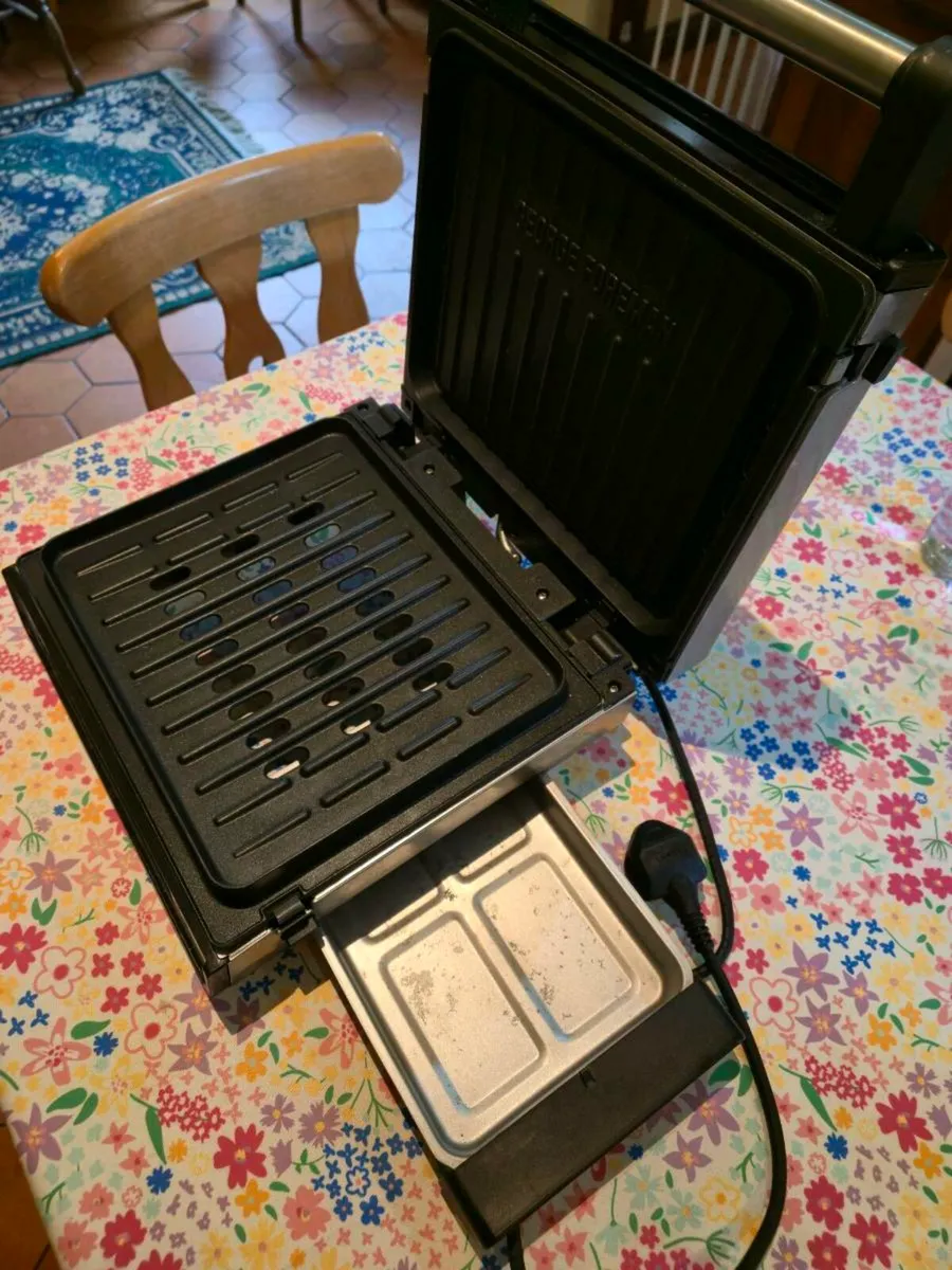 Goerge Foreman smokeless grill 28000 - Image 3