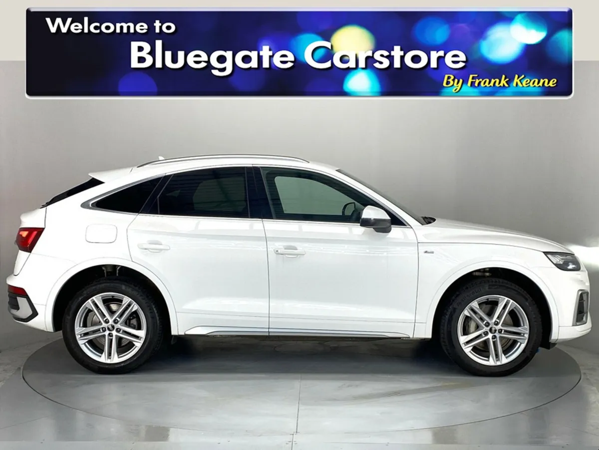 Audi Q5 2.0TFSIE S LINE 50 QUATTRO**DIGITAL DASH** - Image 3