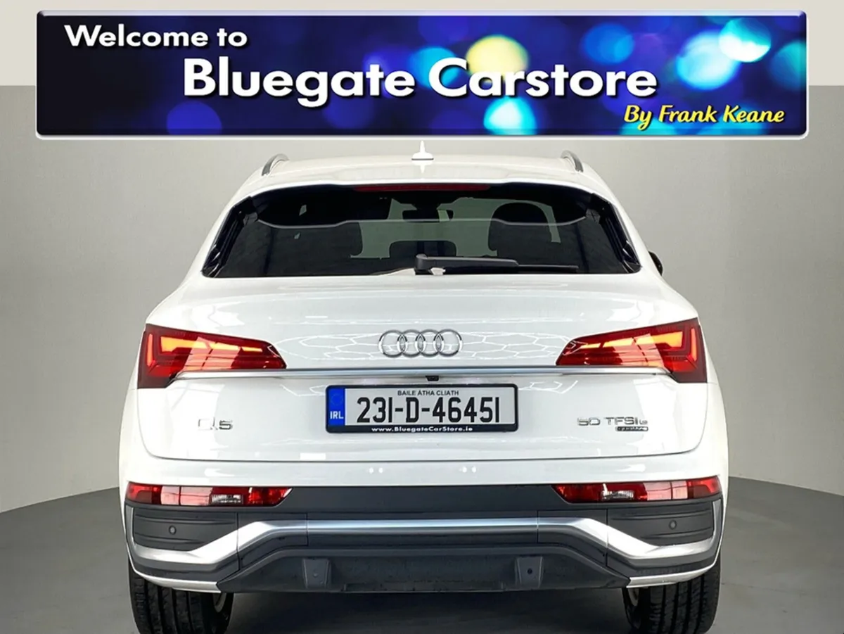 Audi Q5 2.0TFSIE S LINE 50 QUATTRO**DIGITAL DASH** - Image 4