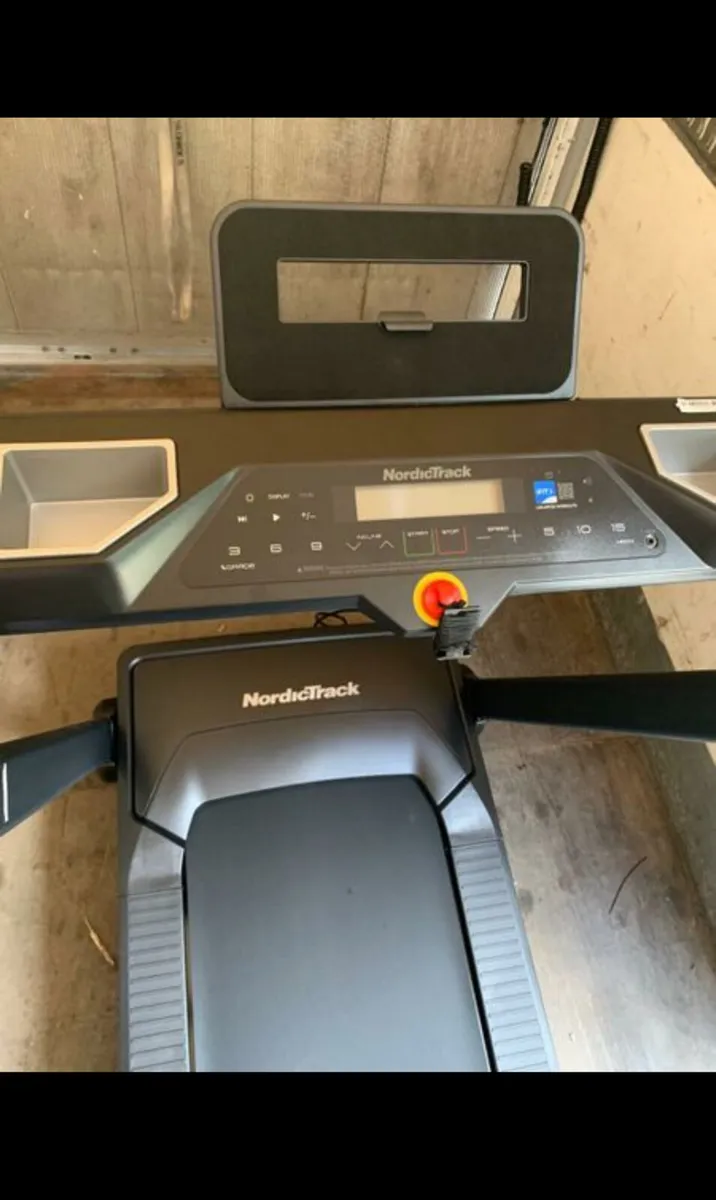 NORDICTRACK SERIES 5 BRAND NEW TREADMILL AND IFIT - Image 2