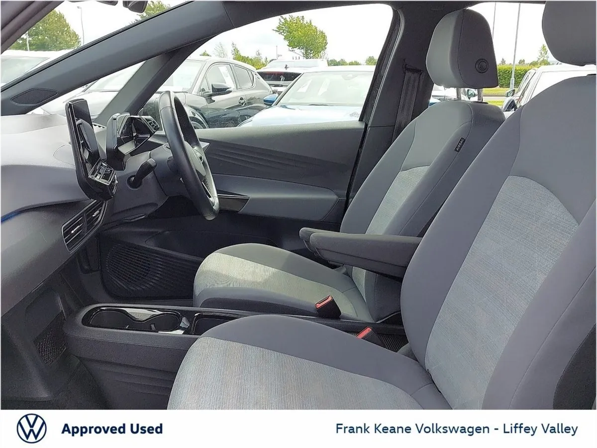 Volkswagen ID.3 58kwh Life  now IN Stock - Image 4