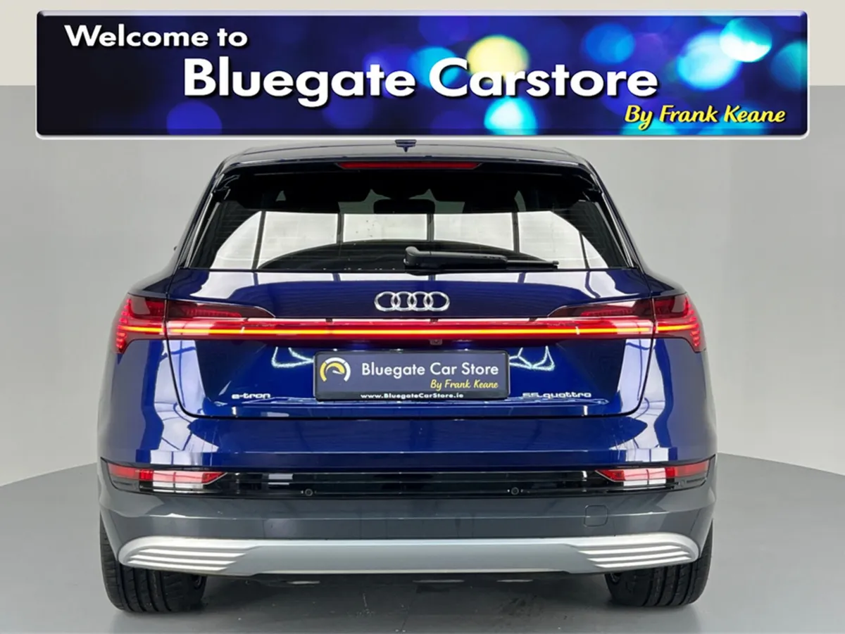 Audi e-tron 55 300KW TECHNIK**NEW 22" ALLOYS*BLACK - Image 4