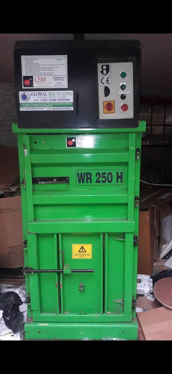 Cardboard Compactor baler - Image 1