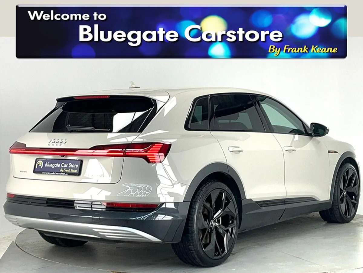 Audi e-tron SPORT 50 QUATTRO**NEW 22INCH ALLOYS**D - Image 4