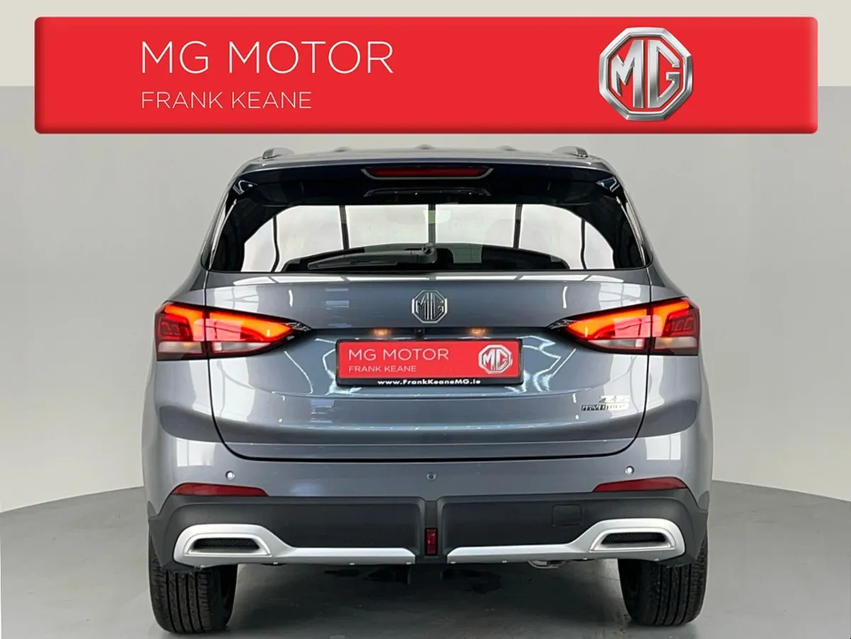 MG ZS EX-DEMO ZS EXCLUSIVE HEV **FULL BLACK LEATHE - Image 3