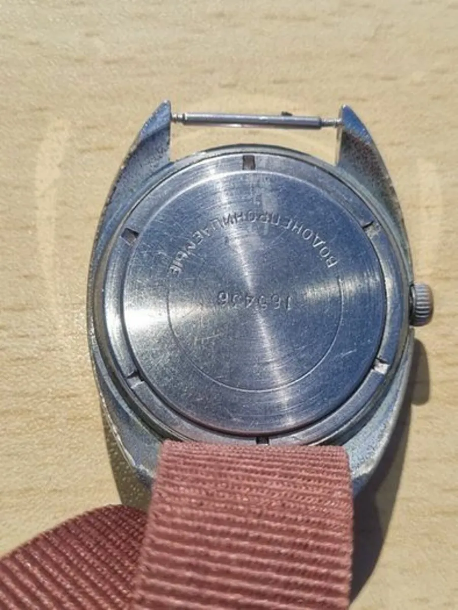 Vintage Soviet Mechanical Watch Vostok - Image 3