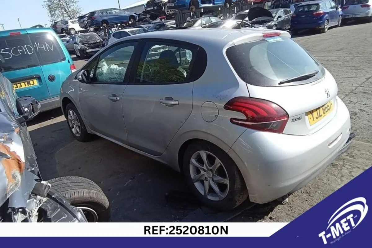 2016 PEUGEOT 208 BREAKING FOR PARTS - Image 3