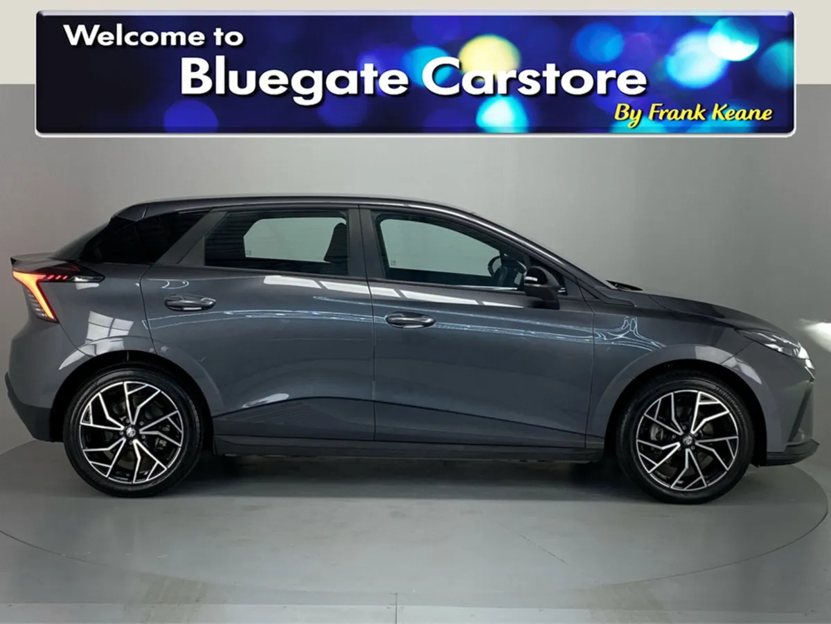 MG 4 ELECTRIC LR - EXCITE 64KWH 5DR AUTO**DIGITAL - Image 2
