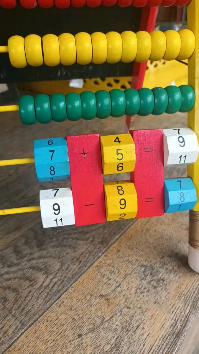 Large Abacus and blackboard, D18 - Image 3
